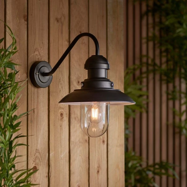 Vogue Preston Curved Outdoor Wall Light 1 Vogue Preston Curved Outdoor Wall Light