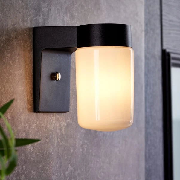 Elements Taylor Industrial Outdoor Wall Light 19 Elements Taylor Industrial Outdoor Wall Light - Image 19