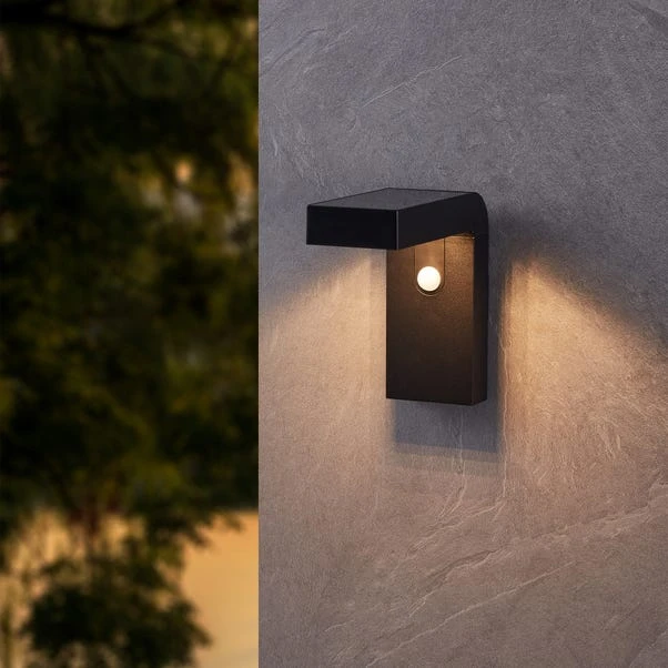 EGLO Baracconi PIR Solar Outdoor Wall Light 1 EGLO Baracconi PIR Solar Outdoor Wall Light